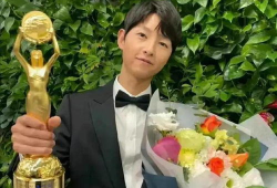 娱乐圈业内吃瓜,揭秘幕后真相，吃瓜群众齐围观！